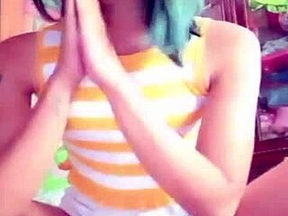 Horny Asian Cameltoe Tease on Bigo Live