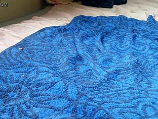 Na Falta De Uma Rola Me Divirto Com A Cenoura