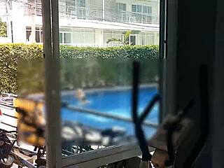 special sport pants for public pussy flashing in gym close-up 😜