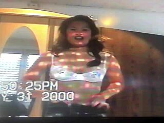 Asian amateur shares everyday moments