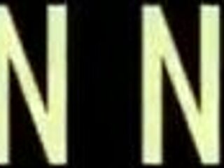 Bögyös milf Syren de Mer szikrázik meztelen jóga foglalkozásokon