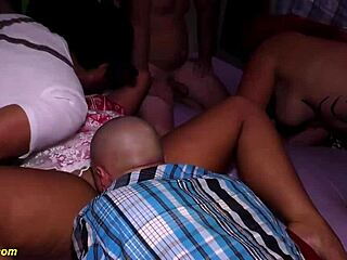 독일 BBW가 옥토버페스트 오르기 즐겨