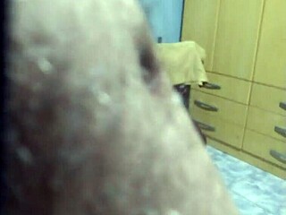 Dany Rio, can you film your own breast or is it too hard?