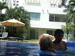 Que Delicioso Coger Despues De Nadar En La Alberca!