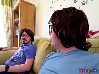 Yorkshire Nerd Receives Blowjob From Chubby Brits