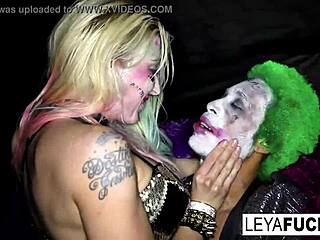 harley quinn gets fucked by the joker in cosplay