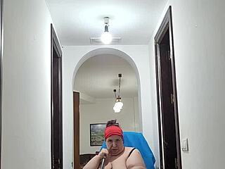 coolmarina pees and plays with a bottle