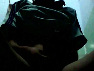 Phu Yen And Thu Dam Engage In Passionate Gay Sex