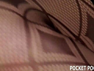 i wanna deepthroat that huge cock tonight 😜