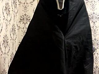 مصدوم من زب الوحش ده من Scream!