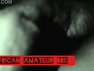 Tengok BBC hentam memek dia kuat!