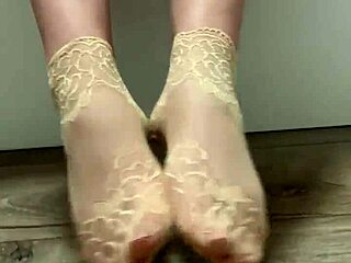 Very Hot Show of Sexy Legs in Pantyhose