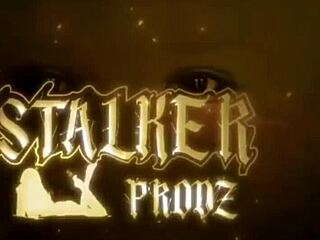 Kitty Li tahan DP kasar dengan kote dan dildo, ludah di mulut