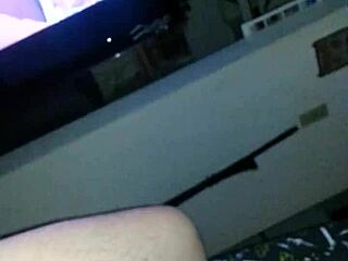 Unexpected Shemale Encounter in Late Night Mystery Clip