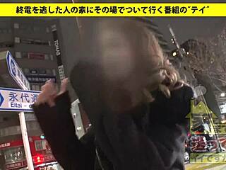 Asian Japanese amateur gets facial and squirts during shaved blowjob