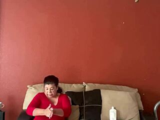 hey, getting a pussy massage feels amazing 😍