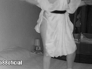 Penampakan Hantu di Kamera Bikin Aku Panik Banget