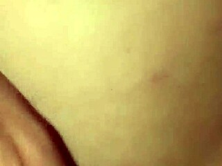 Delícia the blonde masturbates and fucks her husband
