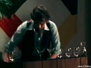 John Holmes performs his best fucking in vintage scene