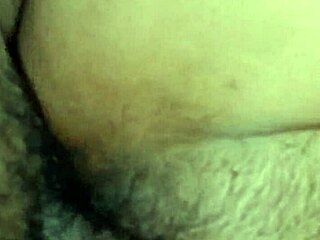 Temankan India desi TUNGGANG pepek dalam CLOSE-UP cowgirl