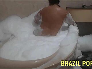 bbw slut fucks friend in motel bathtub