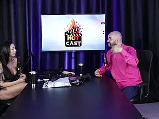 Paulo Avelar shares wild sex stories in lingerie 😏