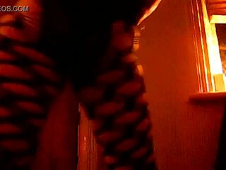 Big Booty Bitch Twerking on Stage