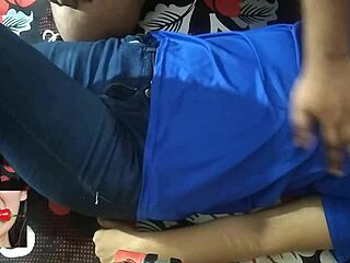 Indische Sekretärin vögelt Chef auf versteckter Kamera!