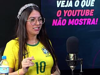 Alyne Lary Takes All The Cumshot!