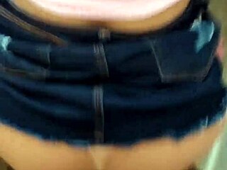 Comendo cu da casada na janela do hotel ela abre bem a raba pra mim socar tudo no rabo