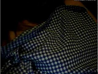 viivixinha rips clothes in striptease