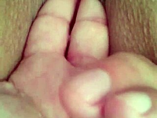 wet pussy play with masturbation and fingering