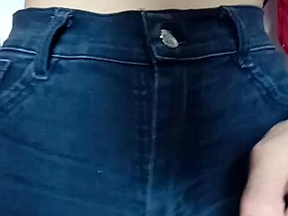 Jugando Con Un Cinturón