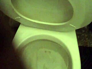 Transsexual Shemale Crossdresses With Monster Cock For Cumshot