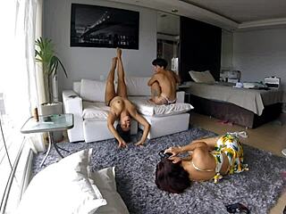 Pernocas ataca o fotógrafo na putaria amadora