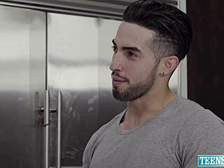 Val Steele Hunts For Wealthy Creampie