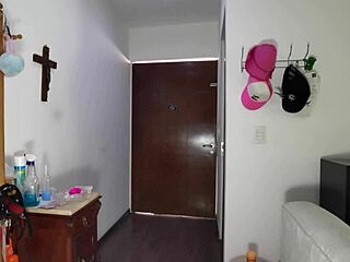 Big dildo delivery with squirting effect