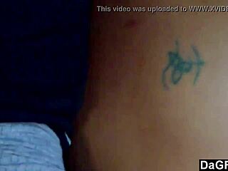 Dagfs - Remaja nakal ini suka banget main seks outdoor