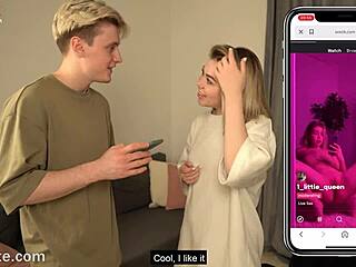 Stiefschwester beim Filmen ihrer rasierten Fotze aus der Nähe erwischt