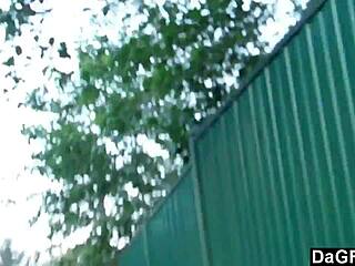 Dagfs - Remaja nakal ini suka banget main seks outdoor