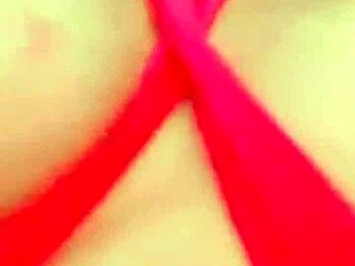 Yowah, hot Brazilian wife, showing off while cuckold's away?