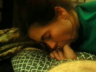 Homemade POV Blowjob And Pussy Action With Amateurs