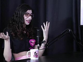 Started with Money Focus, Now Enjoys Yumi Trap Transsexual in Red