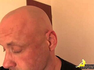 German Milf, I'm So Horny!