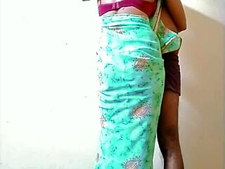 Urvy Bhabhi Alone at Home Calls Watchmen