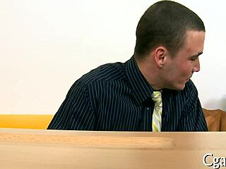 Huge 10-Pounder Dominates Gay Scene