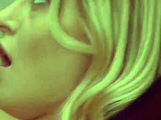 Estate Agent Natalia Starr Wants To Sell House With Hardcore Fucking