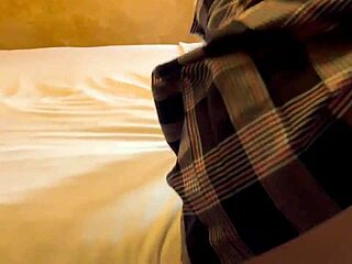 Merobek Memek Latina Kuliah dengan Tenaga Mentah