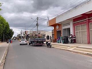 voznik aplikacije pofuka bujno najstnico 18+ na suho, v slogu any sousa