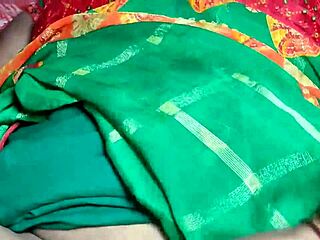 Indian bhabhi and dever masturbate and finger each other at home.